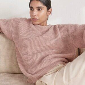 Everlane Alpaca Sweater SZ XXS Light Pink Crewneck Minimalist Preppy Feminine